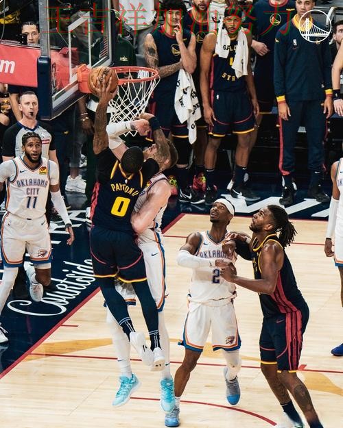 库里状态回升引发热议 防守端问题再次暴露